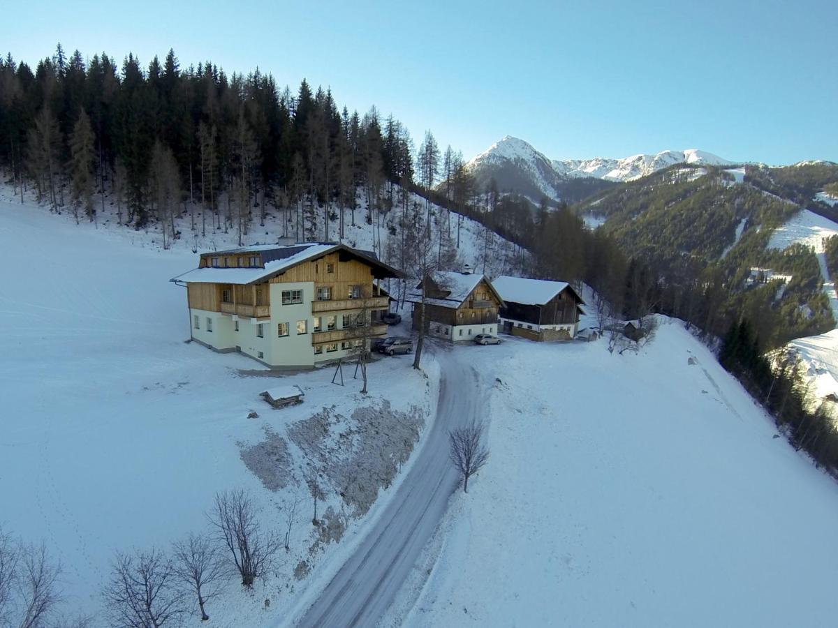 Tonnerhof Bed & Breakfast Schladming Bagian luar foto